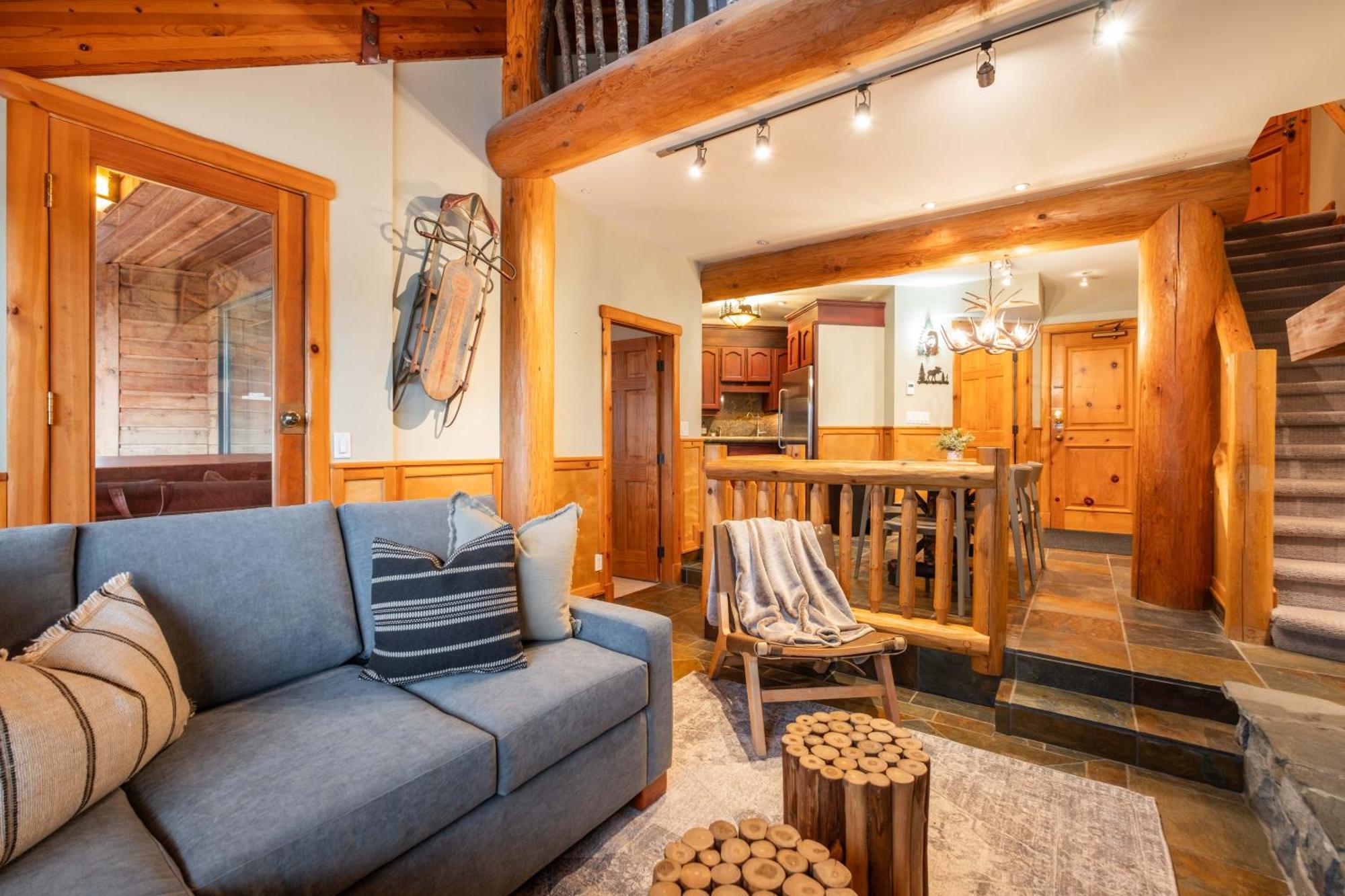 Rainbow By Outpost Whistler Villa Exterior foto